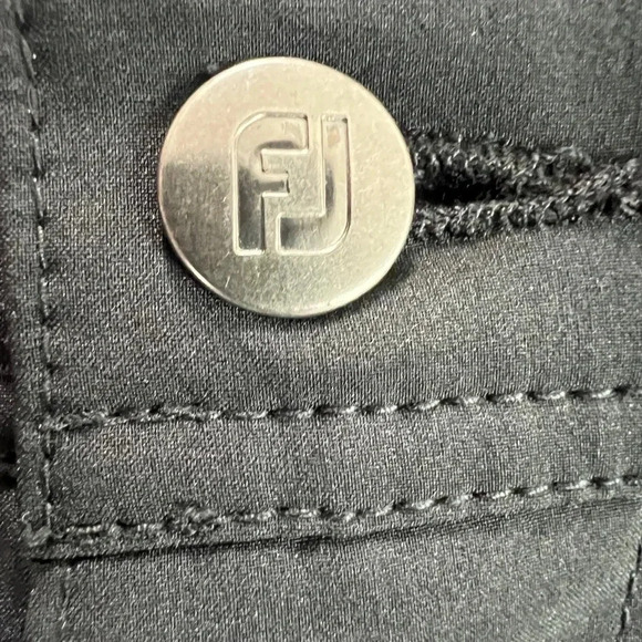 Footjoy Men’s Black Golf Shorts Size 36 - Picture 5 of 5